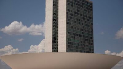 Deputados se opõem à aprovação do PL da Dosimetria na Câmara