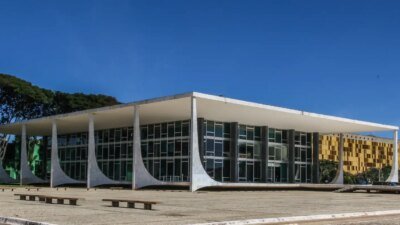 Defesa pede absolvição de general acusado de plano para matar Lula