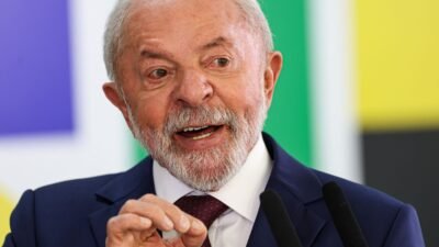 Lula sanciona Orçamento com veto a reajuste do Fundo Partidário