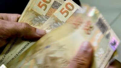 Isenção de IR para quem ganha até R$ 5 mil entra em vigor