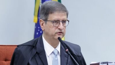 PGR apresenta parecer contrário à prisão domiciliar para Bolsonaro