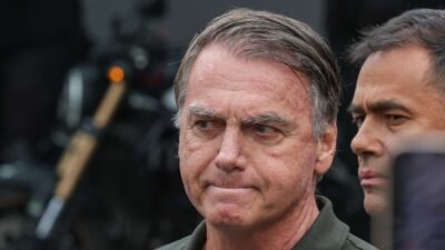 PGR dá aval para Bolsonaro fazer cirurgia no ombro