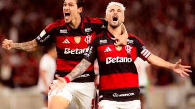 Fla estreia na Copa do Brasil com triunfo de 2 a 1 sobre o Vitória