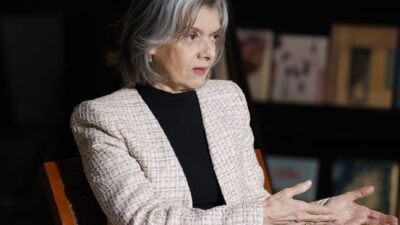 Cármen Lúcia diz que é aconselhada a deixar STF por ataques machistas