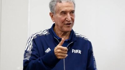 Técnico do tetra, Carlos Alberto Parreira é internado no Rio