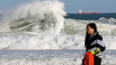 Rio entra em alerta para ressaca e ondas de até 2,5 metros