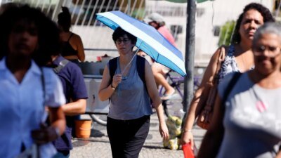 Salário mínimo deverá subir para R$ 1.741 em 2027